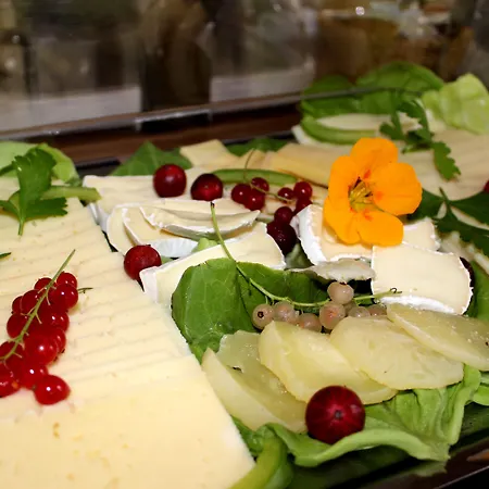 The Avalon - Altstadt Hotel 2*