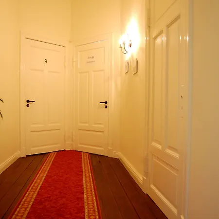 The Avalon - Altstadt 3* שוורין