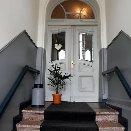 Hotel The Avalon - Altstadt 2*